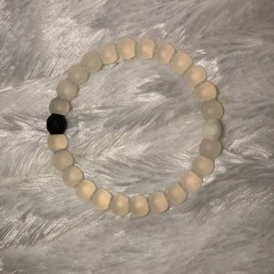 Clear lokai
